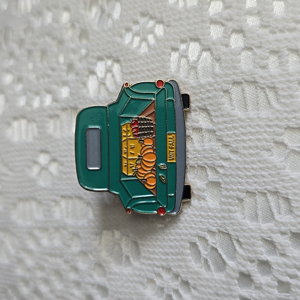 Fall Autumn Classic Pickup Truck Pin